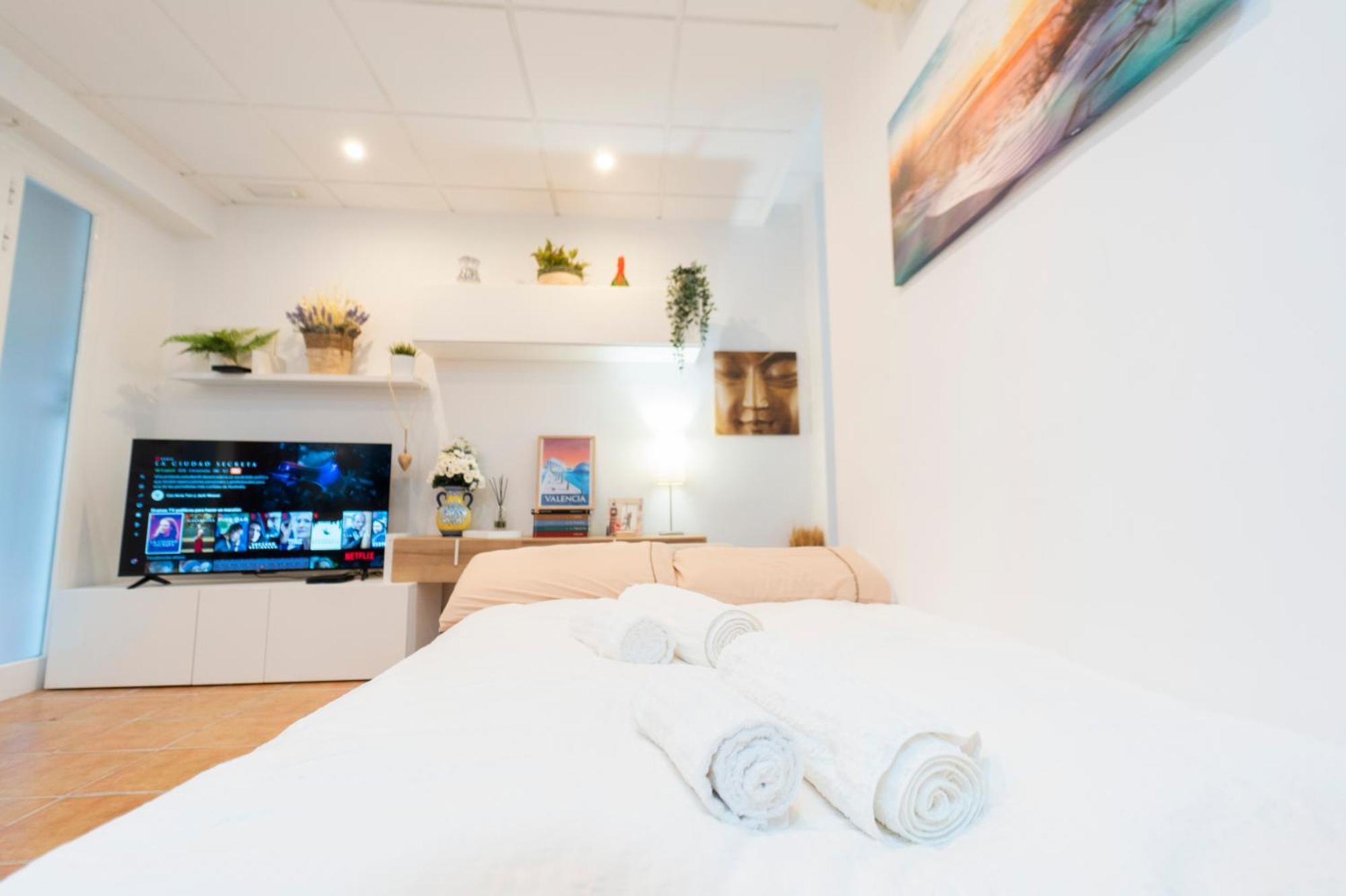 Lovely Apartment Near Beach & Science City Валенсия Экстерьер фото